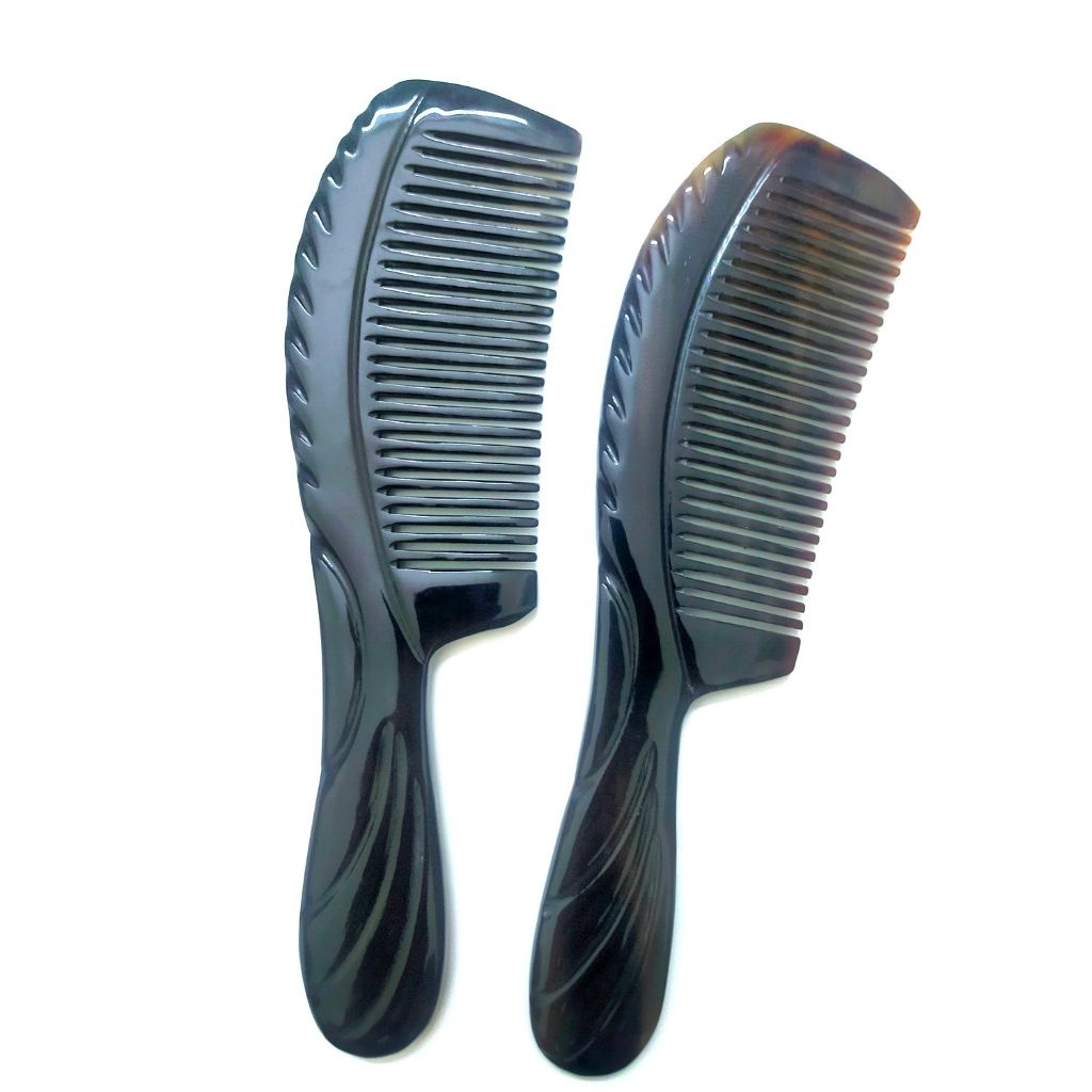 Lược sừng trâu khía màu đen hàng đẹp dài 20cm, lược chải tóc gỡ rối massage đầu | Mỹ nghệ phương chi