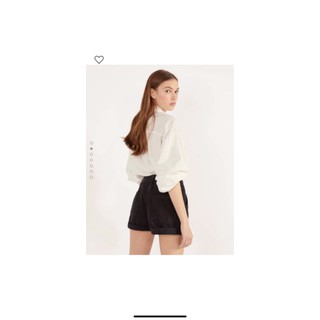 Quần short xếp ly năng động