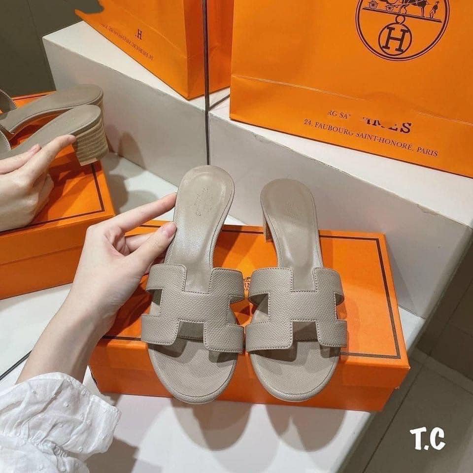 Guốc Hermes