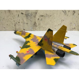 Mô hình Máy báy SU-35 1:72