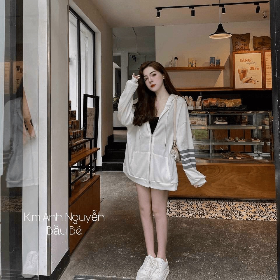 Áo Khoác Nữ Dây Khóa Kéo 4 Sọc Tay Chất Nỉ Mềm Có Nón Form Rộng Che Nắng Tốt Mặc Đẹp Hot Trend NEW UNISEX