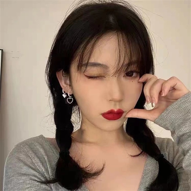 1 Đôi Khuyên Tai Hình Trái Tim Màu Sắc Ngọt Ngào Dành Cho Nữ