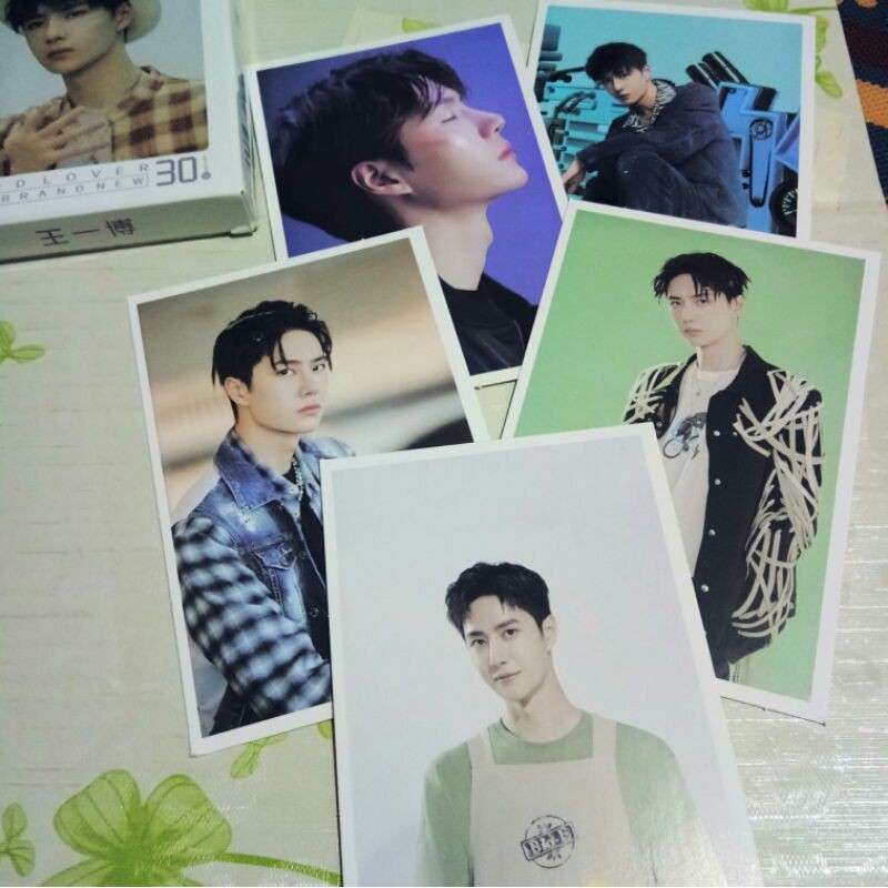 Hộp 30 Lomo Ảnh Tiêu Chiến, Vương Nhất Bác.