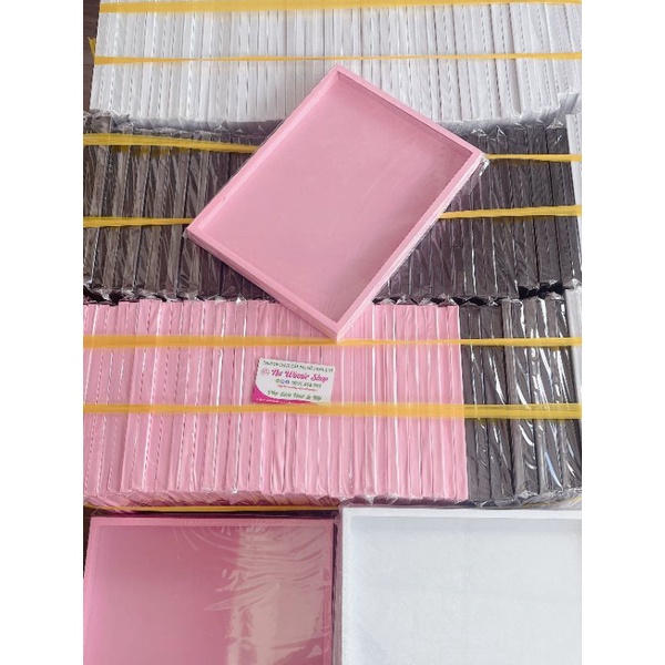 Hộp đựng mẫu nắp kiếng