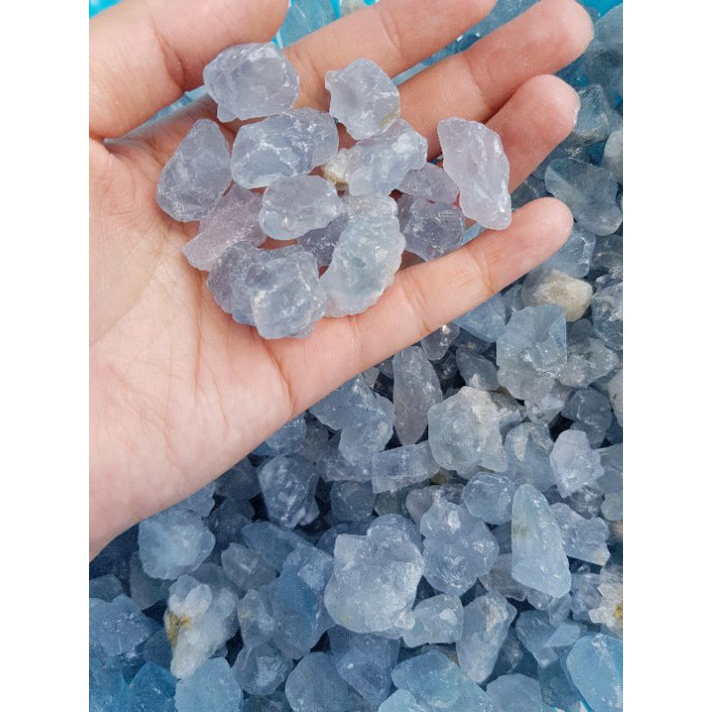 Vụn đá thô Celestite (Celestine)  làm Grid, đá thanh tẩy Tarot, Reiki, thiền định, đá phong thủy