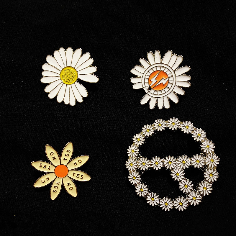 Ghim Cài Áo Hình Hoa Cúc Xinh Xắn