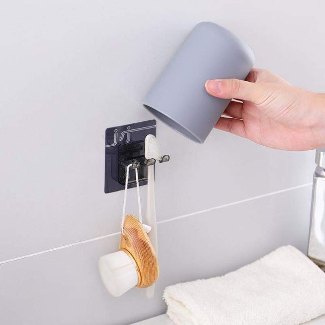 Dụng cụ kẹp bàn chải đánh răng 88103 KOREA STORE88