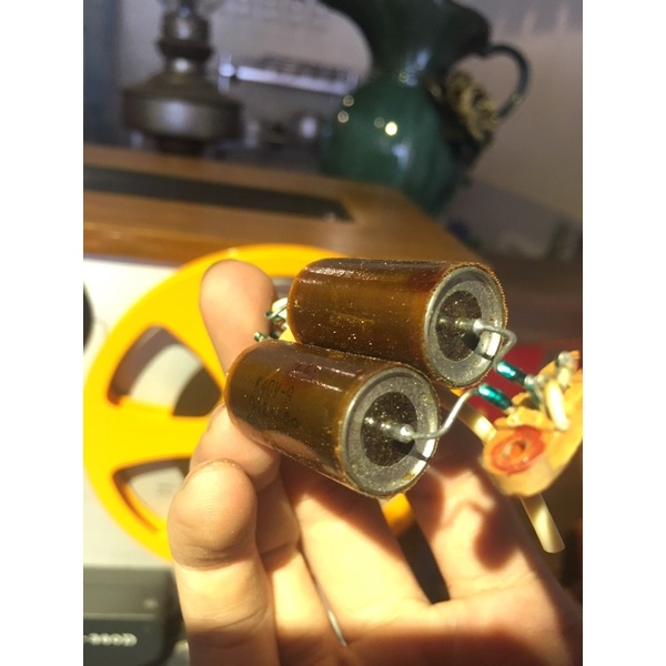 Tụ dầu nối tầng nga k40y-9 trị số 0,15uf 400v