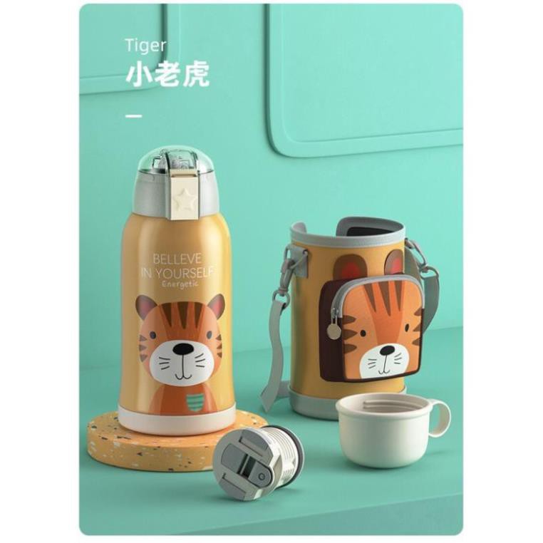Bình giữ nhiệt inox 304 cho bé dung tích 550 ml có túi đeo và ống hút