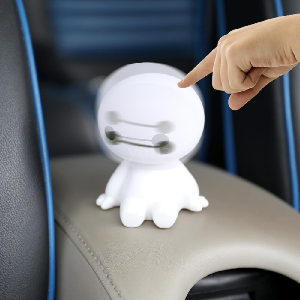 Đồ chơi robot Baymax lúc lắc đầu bằng nhựa dễ thương trang trí xe hơi
