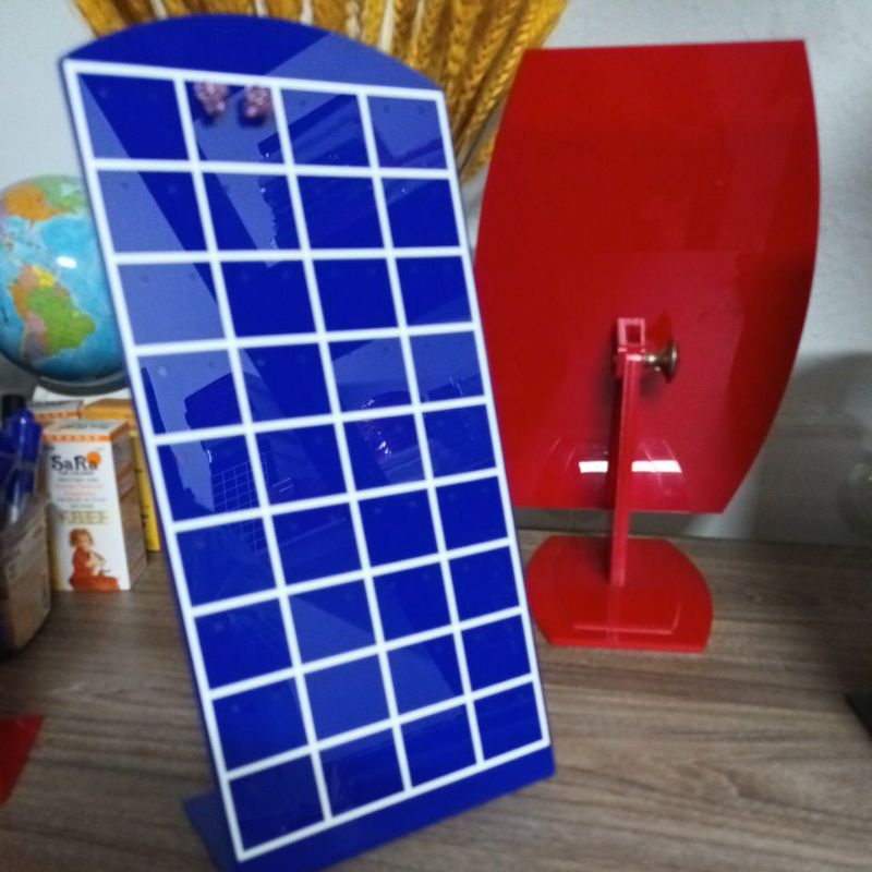 Khung treo bông tai đứng