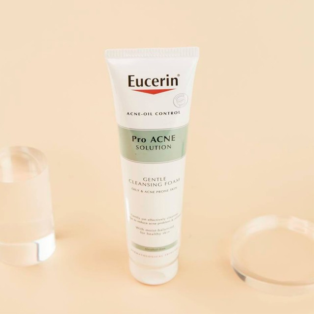 Sữa Rửa Mặt Eucerin Pro Acne Solution Gentle Cleansing Foam