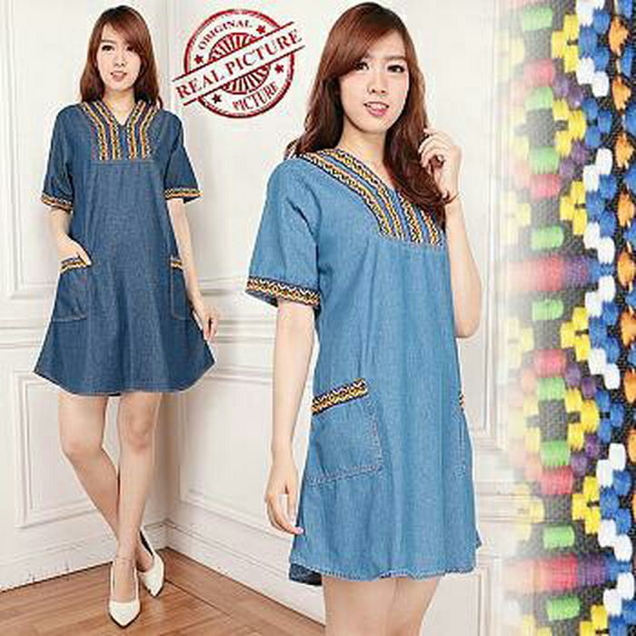 Đầm công sở cổ chữ V vải jean dành cho nữ Sunny 82MXE