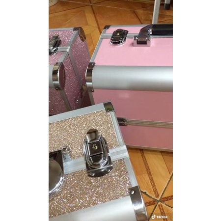 Cốp đựng đồ nail ,mi ,phun xăm 2 khuy kèm chìa khoá