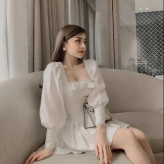 Áo cổ vuông tay bồng