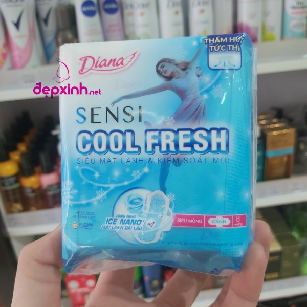 Băng Vệ Sinh Diana Sensi Cool Fresh Siêu Mỏng Cánh Gói 8 Miếng