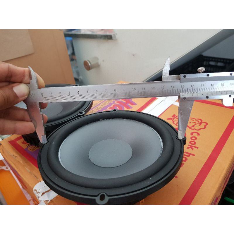 1 cái loa cánh JBL GTO 609C.zize 16cm.cho hệ thống âm thanh xe ô tô