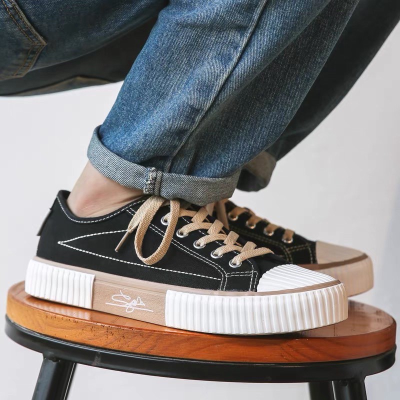 Giày thể thao nữ có chữ ký ở đế, giày sneaker nữ thấp cổ chất vải  phong cách cá tính năng động | BigBuy360 - bigbuy360.vn