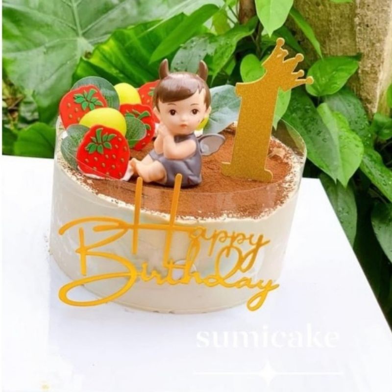 Cuộn 1kg mica cứng lót thành bánh mousse cứng cáp, chắc chắn cao 8cm, cuộn mica trong quấn thành bánh kem