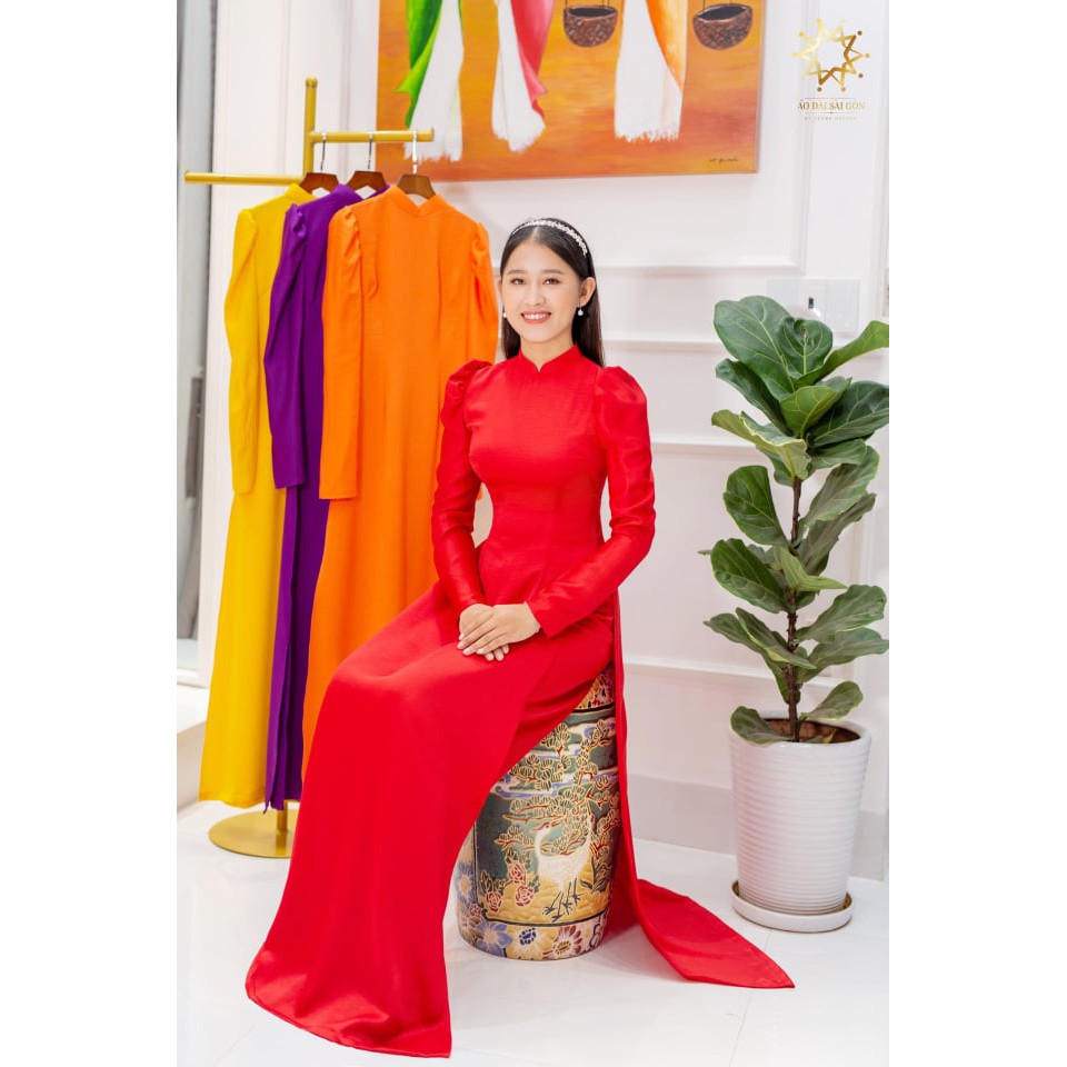 Áo dài lụa tây thi đỏ tay bồng