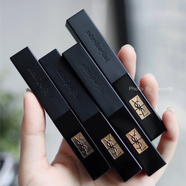 Son lì YSL The slim velvet radical vỏ đen