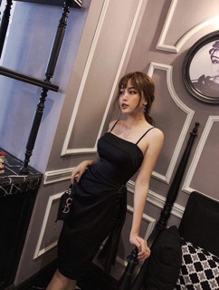 Váy lụa + tag cài