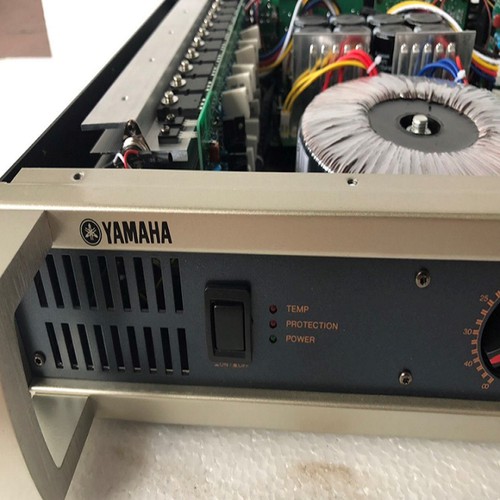 Máy đẩy công suất 40 sò 9500s, yamaha