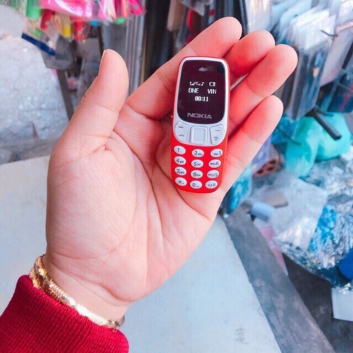 Điện thoại Mini 3310 Thay đổi giọng nói , 2 sim 2 sóng , gắn được thẻ nhớ , dung lượng pin lớn