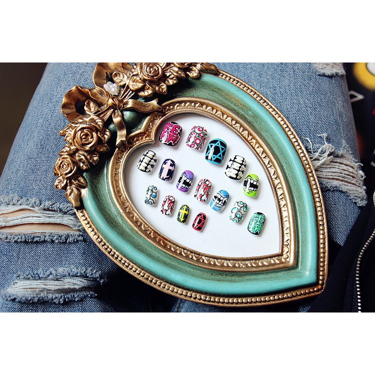 Set 24 móng tay giả Hàn Quốc phong cách BIGBANG đẹp ngầu kèm keo