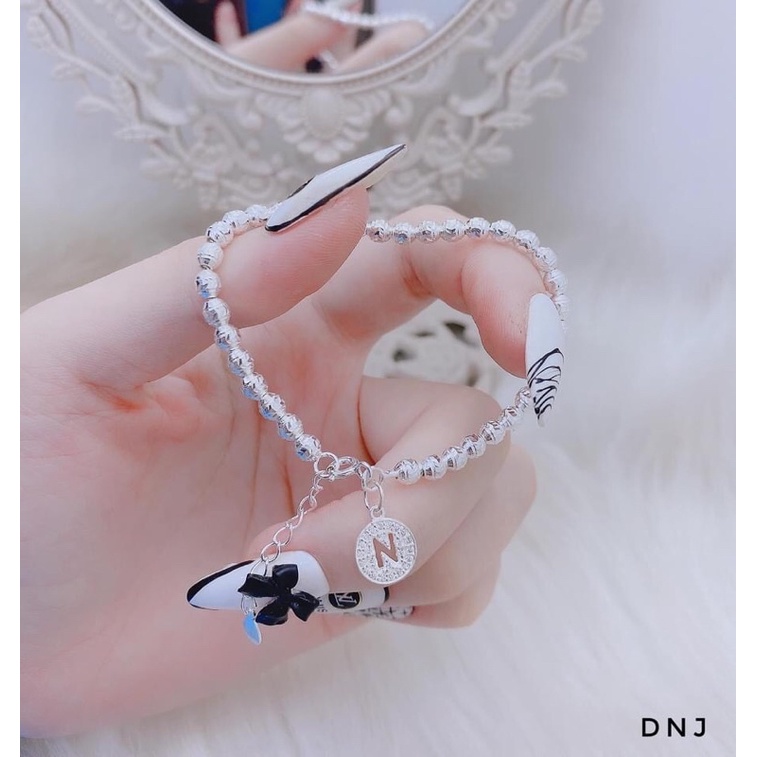 Lắc tay nữ bạc thật, vòng tay bi phay mix charm chữ cái theo tên - Kho sỉ bạc Nhất Linh