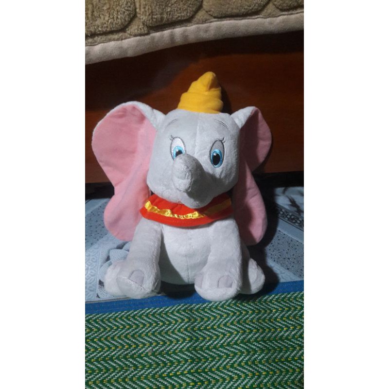 Gấu bông voi dumbo