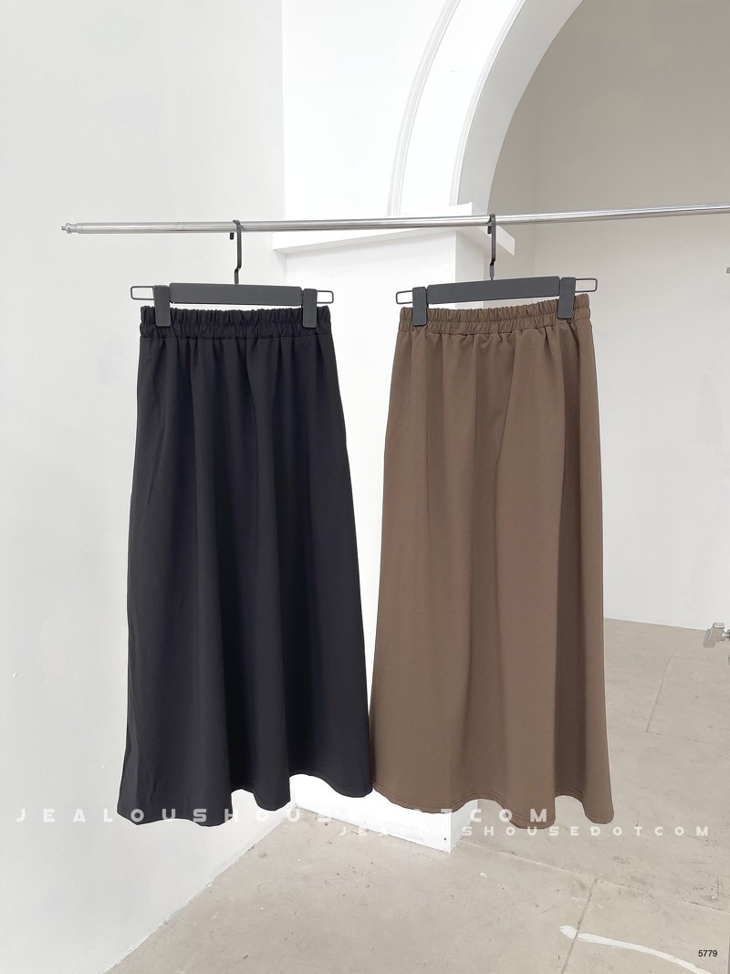 [Mã FADIRECT20 giảm 20K đơn 150K] Chân váy xuông cạp chun chất mịn 5779 | BigBuy360 - bigbuy360.vn