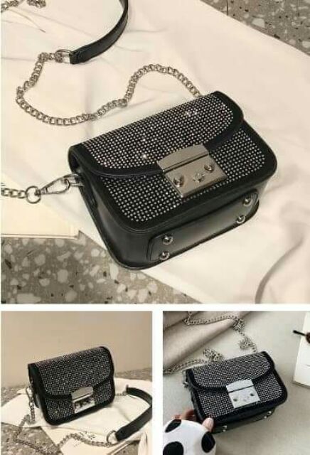 Túi đeo chéo ZARA xuất xịn da mềm màu đen đính đá dây xích sang chảnh