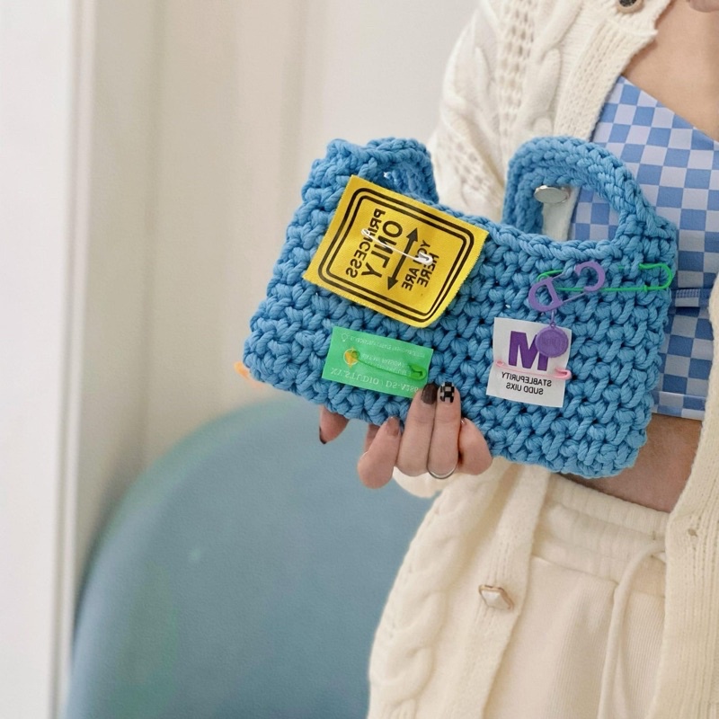 Tag vải-Mác vải trang trí túi sách đan móc hand made