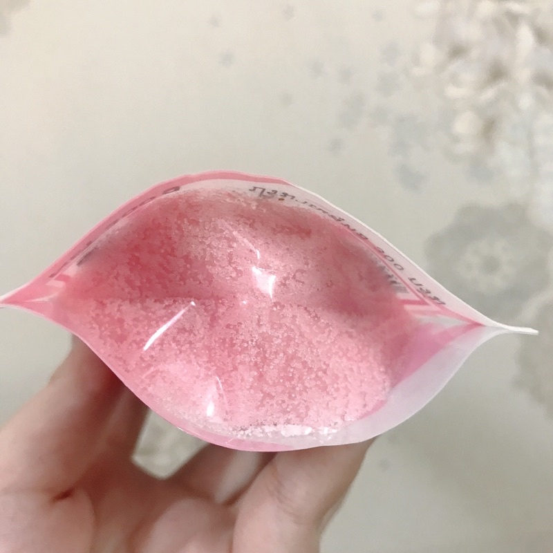 Muối Tắm Tẩy Tế Bào Chết Hương Sữa Chua YOKO Yogurt Spa 300g