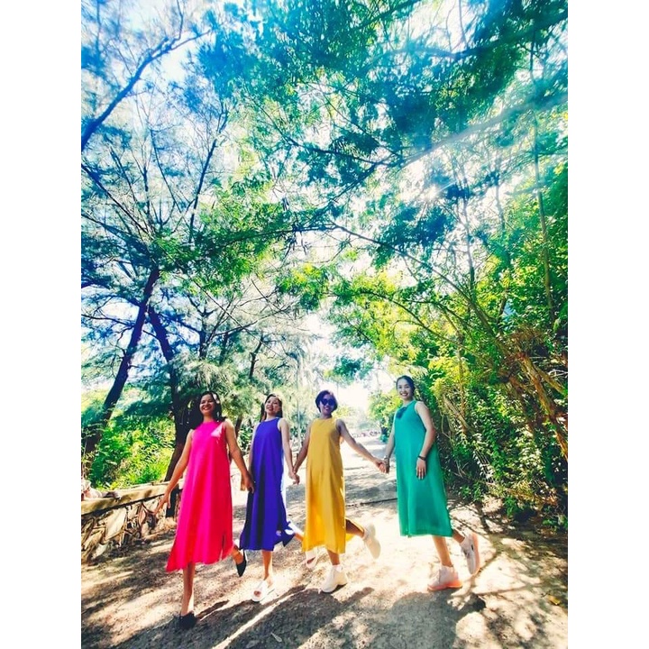 Đầm Linen suông form rộng thiết kế nút bọc 2 bên sườn