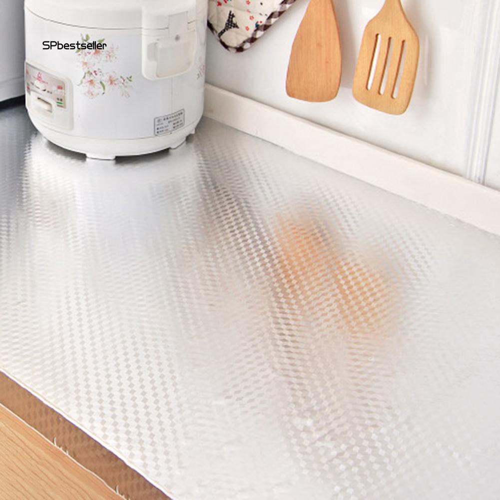 Miếng dán tường phủ màng nhôm chống thấm nước tiện dụng cho nhà bếp