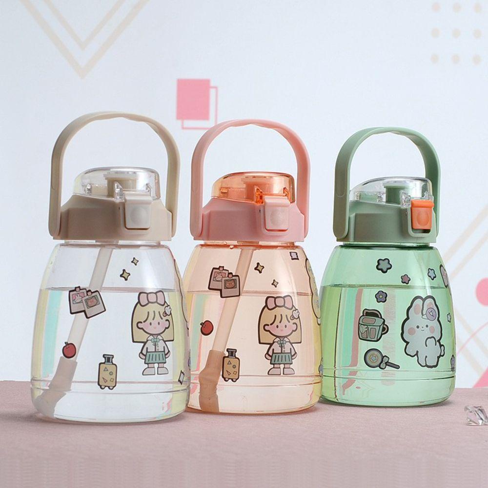 YIYU Bình Nước Bằng Nhựa Dung Tích Lớn Có Ống Hút Họa Tiết Dễ Thương Cho Mùa Hè