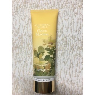 Dưỡng thể Victoria's Secret Oasis Blooms 236ml hàng xách tay mỹ
