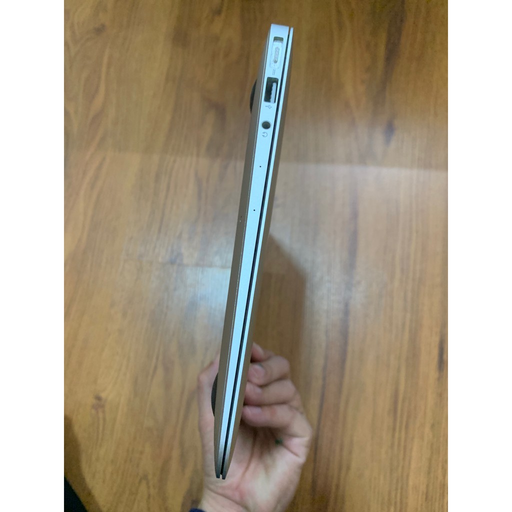 MacBook Air 11 inch 2015 MJVM2 2015