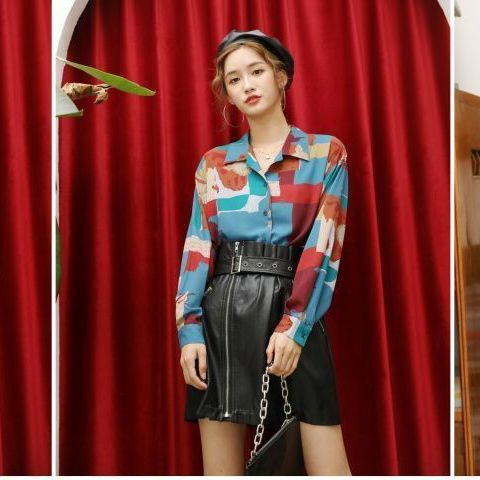 Áo sơ mi voan tay dài cổ chữ V in họa tiết trừu tượng phong cách Hàn Quốc thời trang cho nữ