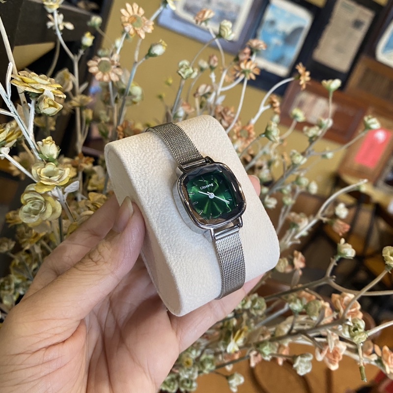 Đồng hồ nữ sang trọng ULZZANG dây kim loại mặt vuông 26mm thời trang Hàn Quốc có chống nước - SULAGRE