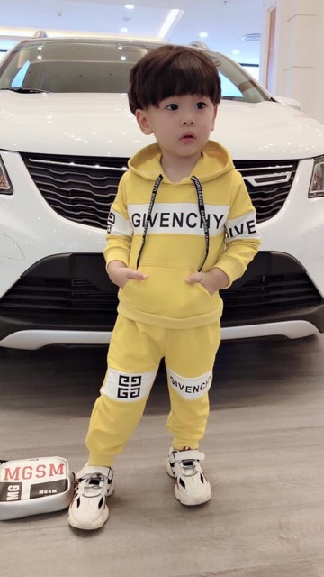 Bộ Gi venchi cho bé trai