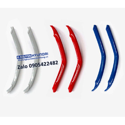 Sọc màu trang trí dán trên calang xe Carnival mới