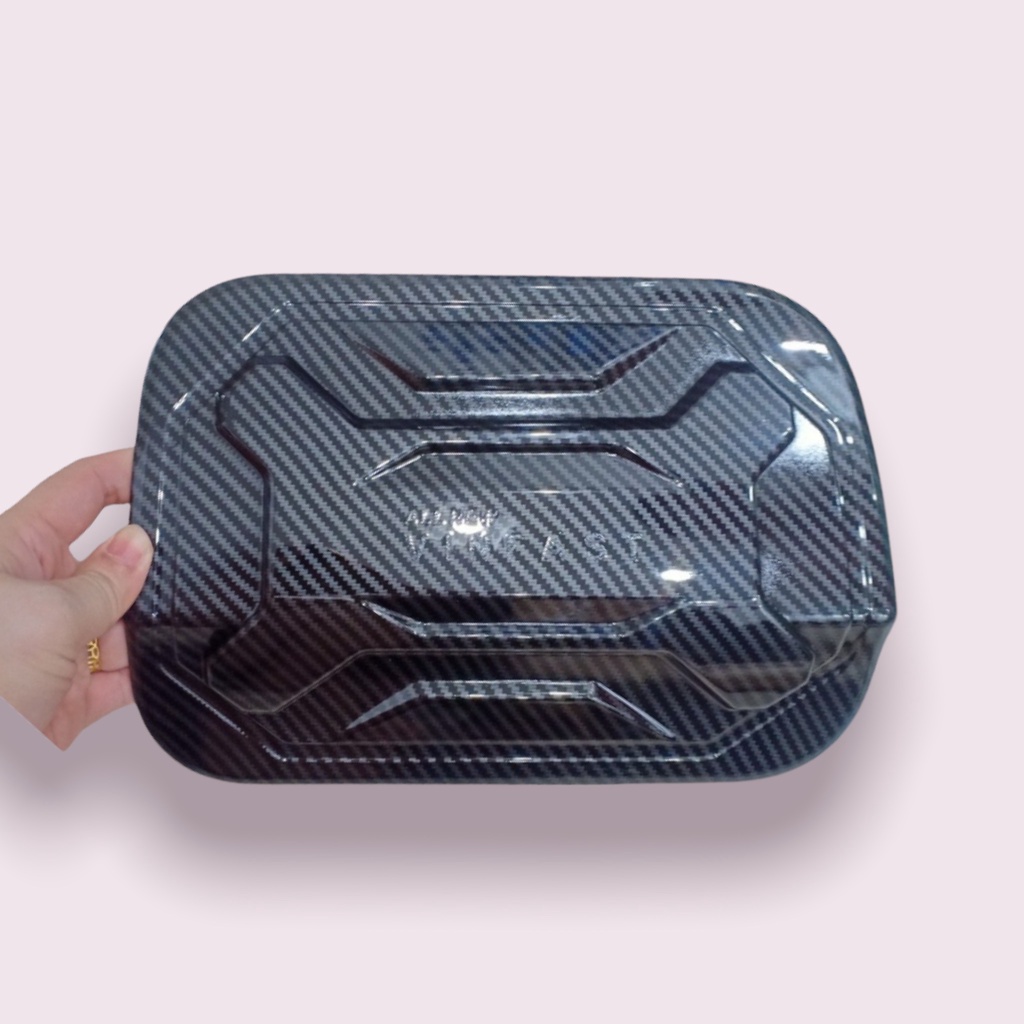 Ốp nắp bình xăng Vinfast Lux A 2.0 CARBON cao cấp