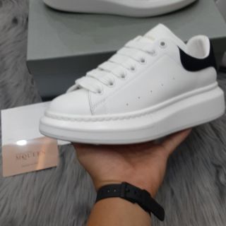Giày sneaker MCQ gót đen 1.1
