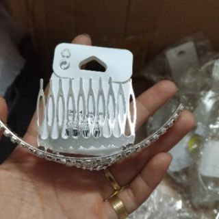 Cài tóc vươn miện