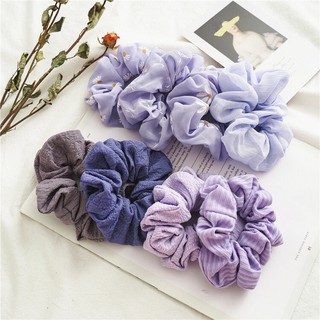 Scrunchies Cột Tóc Vải Hoa Nền Tím Hot Trend Cho Bạn Gái A501