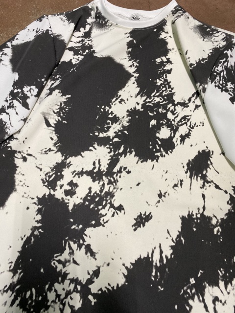 Áo loang trắng đen DGV654 | BigBuy360 - bigbuy360.vn