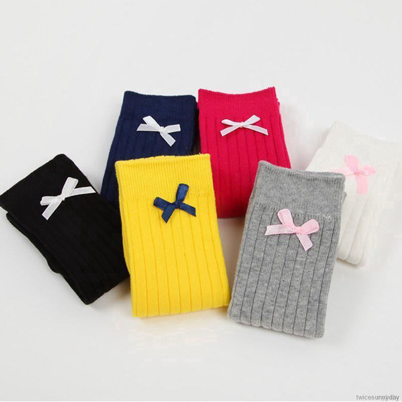 Tất chân phối ren đính nơ dễ thương cho bé gái